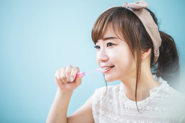 歯ブラシって、日本でどのくらい売れているか知っていますか？知っておきたい「歯磨き」の豆知識☆